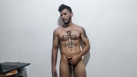 Snapshot of haroldsepulveda chatting on December 17, 8:56 am BOY HOT online show from December 17, 8:56 am