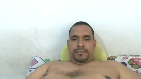 Snapshot of harpechediaz chatting on November 24, 4:51 pm ricardo online show from November 24, 4:51 pm