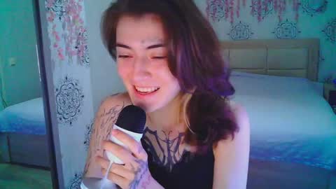 Snapshot of harrislola chatting on May 24, 4:12 pm Harris Lola online show from May 24, 4:12 pm