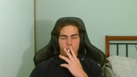 Snapshot of harryking1 chatting on October 3, 7:55 pm harryking1 online show from October 3, 7:55 pm