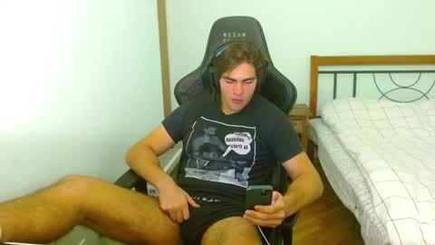 Snapshot of harryking1 chatting on October 13, 5:02 pm harryking1 online show from October 13, 5:02 pm