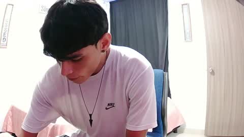 harry thomson online show from April 13, 4:29 am