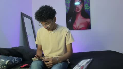 HARRY online show from February 18, 1:22 pm