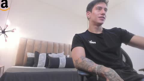 Harry Jones online show from December 15, 5:20 pm