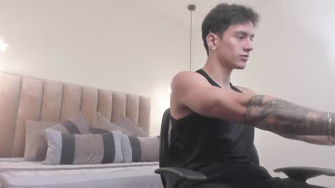 Harry Jones online show from January 2, 5:18 pm