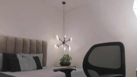 Harry Jones online show from February 16, 5:48 pm