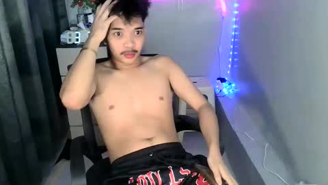 Snapshot of hart_well69 chatting on March 9, 2:39 am Michael18 online show from March 9, 2:39 am