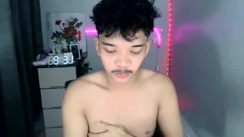 Snapshot of hart_well69 chatting on March 9, 8:31 pm Michael18 online show from March 9, 8:31 pm