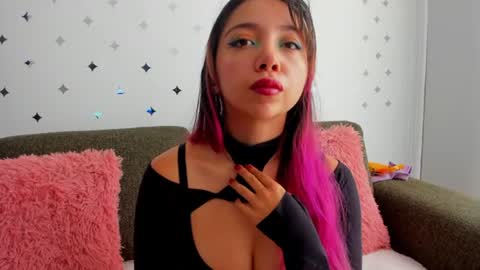 Snapshot of harumi_blossom chatting on July 9, 8:13 pm Sophia Blossom online show from July 9, 8:13 pm