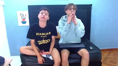 Snapshot of hasan_barry chatting on January 4, 1:10 pm Hasan and Barry Boyfriends online show from January 4, 1:10 pm