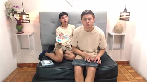 Snapshot of hasan_barry chatting on January 6, 12:57 pm Hasan and Barry Boyfriends online show from January 6, 12:57 pm