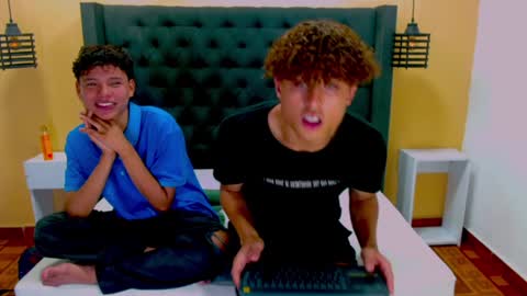 Snapshot of hasan_barry chatting on January 8, 5:59 pm Hasan and Barry Boyfriends online show from January 8, 5:59 pm