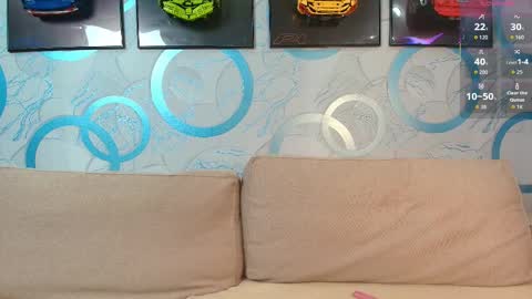 Snapshot of haselint chatting on January 15, 12:54 pm Hasel online show from January 15, 12:54 pm