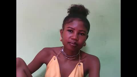 hasleyinah online show from April 2, 5:16 am