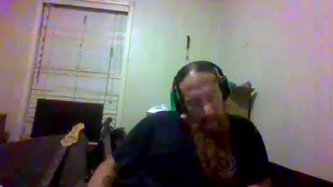 Snapshot of hatefullgod chatting on May 14, 8:54 am hatefullgod online show from May 14, 8:54 am