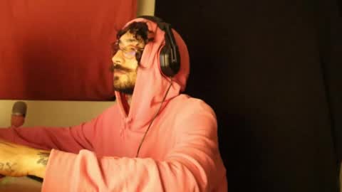 Snapshot of hatsumotokyoto chatting on February 13, 12:13 am More content   2   online show from February 13, 12:13 am