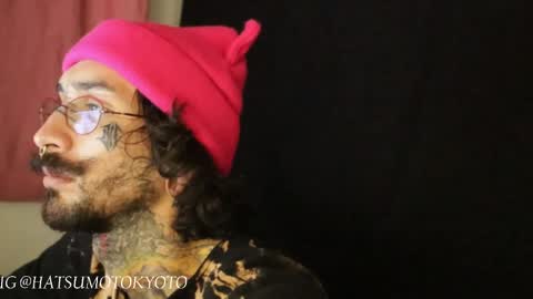 Snapshot of hatsumotokyoto chatting on February 16, 12:08 am More content   2   online show from February 16, 12:08 am