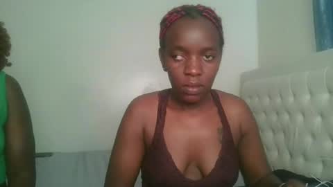 Snapshot of havanna_p1 chatting on July 6, 9:39 am havanna_p1 online show from July 6, 9:39 am