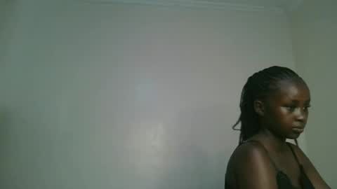 Snapshot of havanna_p1 chatting on July 19, 10:52 am havanna_p1 online show from July 19, 10:52 am