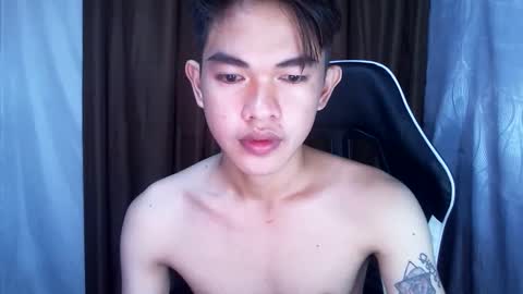 Snapshot of hayden_cumgiver chatting on January 7, 9:46 pm jon hayden online show from January 7, 9:46 pm