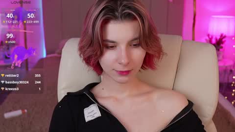 Snapshot of haylaamber chatting on December 9, 5:18 am haylaamber online show from December 9, 5:18 am