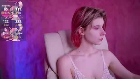 Snapshot of haylaamber chatting on February 8, 8:10 pm haylaamber online show from February 8, 8:10 pm