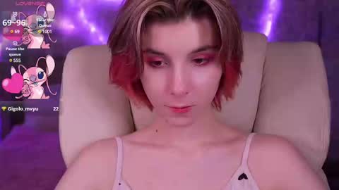 Snapshot of haylaamber chatting on March 3, 4:25 am haylaamber online show from March 3, 4:25 am