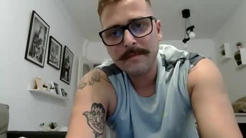 haze_john online show from April 15, 9:37 pm