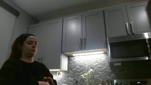 Hazel online show from February 6, 12:43 am