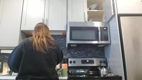 Hazel online show from February 21, 2:59 pm