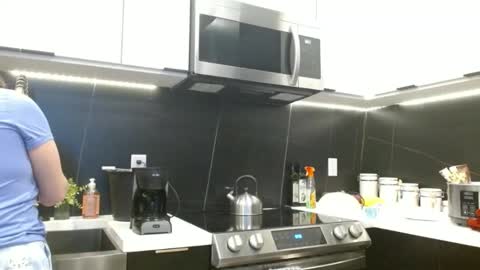 Hazel online show from February 20, 4:51 pm