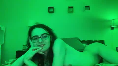 Snapshot of hazelpeppermint chatting on July 23, 3:26 am Hazel online show from July 23, 3:26 am