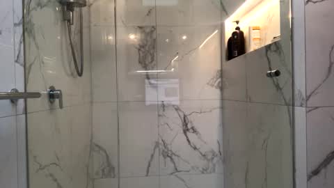 Snapshot of hb2283 chatting on December 21, 7:32 pm h babe online show from December 21, 7:32 pm