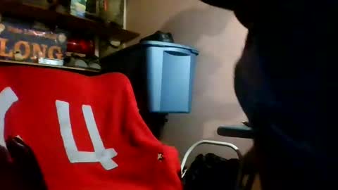 Snapshot of hbdj2164 chatting on September 11, 10:48 am hbdj2164 online show from September 11, 10:48 am