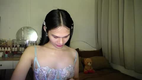 Snapshot of heather_bbyy chatting on November 24, 8:41 pm heather_bbyy online show from November 24, 8:41 pm