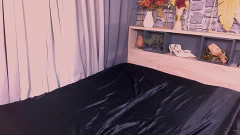 HEATHER online show from February 11, 8:14 pm