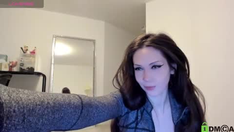 Helen online show from February 7, 3:01 am