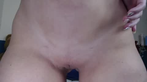 Snapshot of hebelongs2her chatting on May 2, 2:11 pm hebelongs2her online show from May 2, 2:11 pm