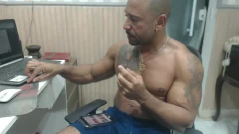 hebertgomes online show from June 19, 2:05 am