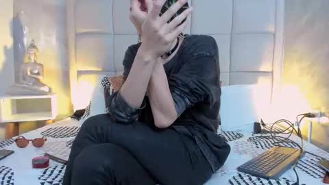 Keira Hecate online show from December 14, 5:18 pm