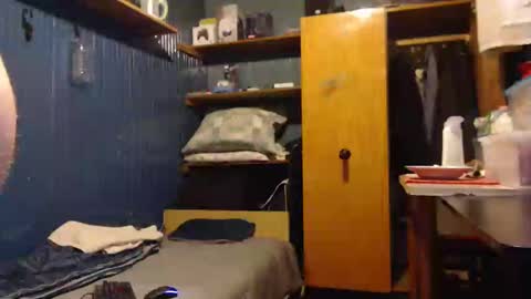 Snapshot of hedonista67 chatting on February 4, 5:45 pm hedonista67 online show from February 4, 5:45 pm