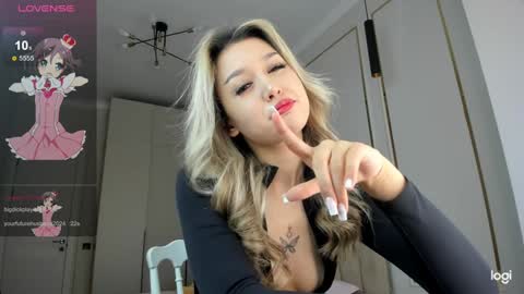 Snapshot of hee_nomy chatting on January 17, 5:32 am Nomy3 online show from January 17, 5:32 am