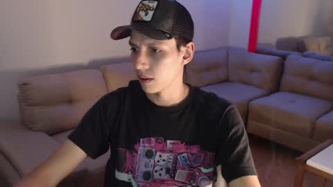 hefesto_69 online show from December 13, 10:34 pm