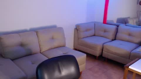 Snapshot of hefesto_69 chatting on December 23, 1:08 am hefesto_69 online show from December 23, 1:08 am