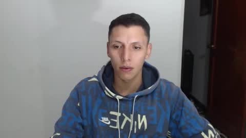 Snapshot of hefesto_69 chatting on November 4, 3:49 am hefesto_69 online show from November 4, 3:49 am