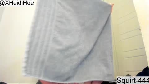 Manyvids    online show from February 18, 7:04 am