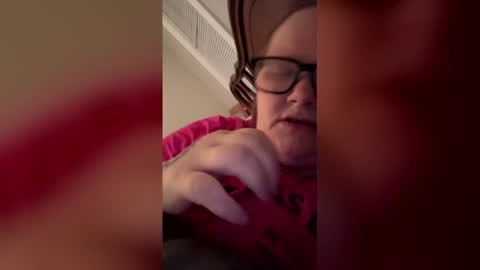 heidimackey2 online show from May 27, 8:33 am