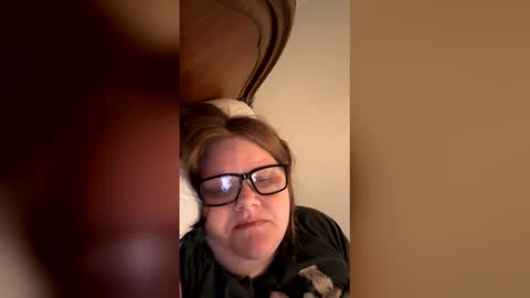 heidimackey2 online show from May 30, 3:03 am