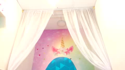 Heidy online show from February 24, 6:15 pm