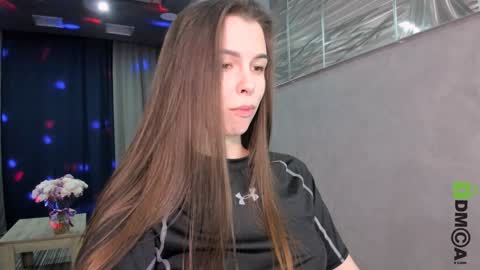 Snapshot of heileymeow chatting on February 3, 8:35 pm Heiley online show from February 3, 8:35 pm